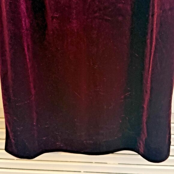 White House Black Market Long Velvet Dress Burgundy Holiday Gown Cold Shoulder S - Picture 10 of 13